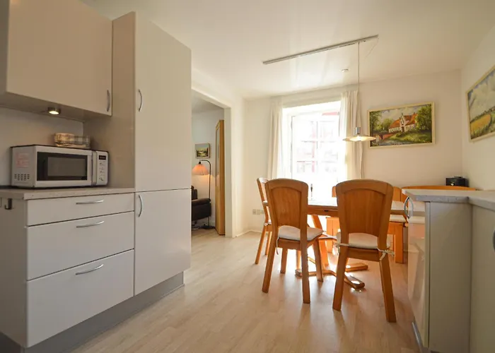 3 Bedroom Stunning In Semesterbostad